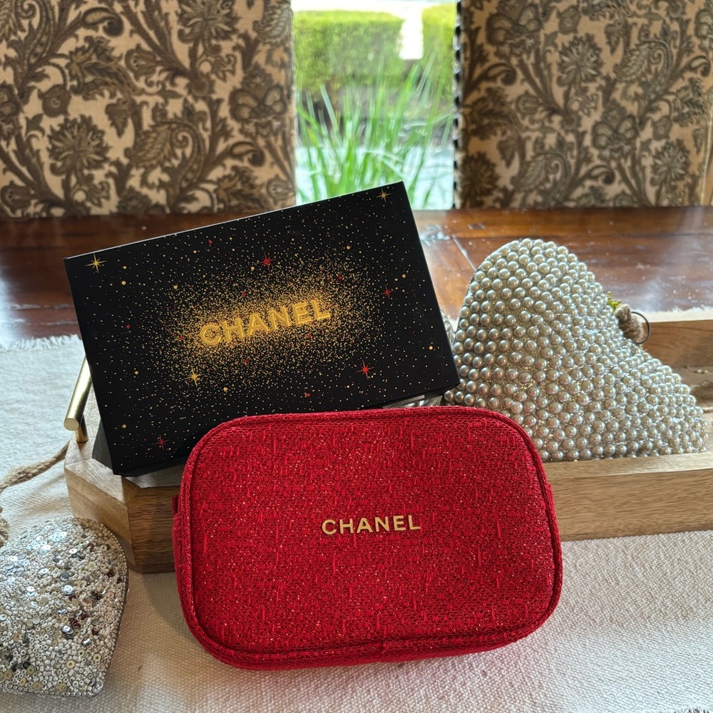 Chanel makeup bag pouch red new